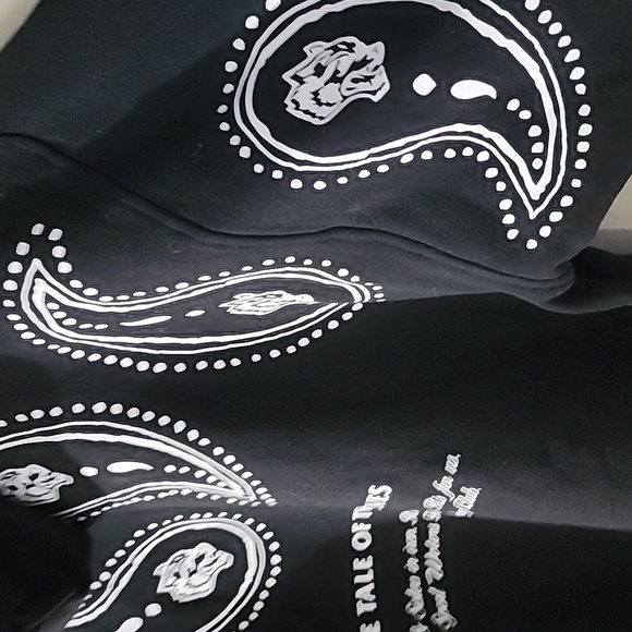 Darc sport wolves hoodie - Picture 4 of 5